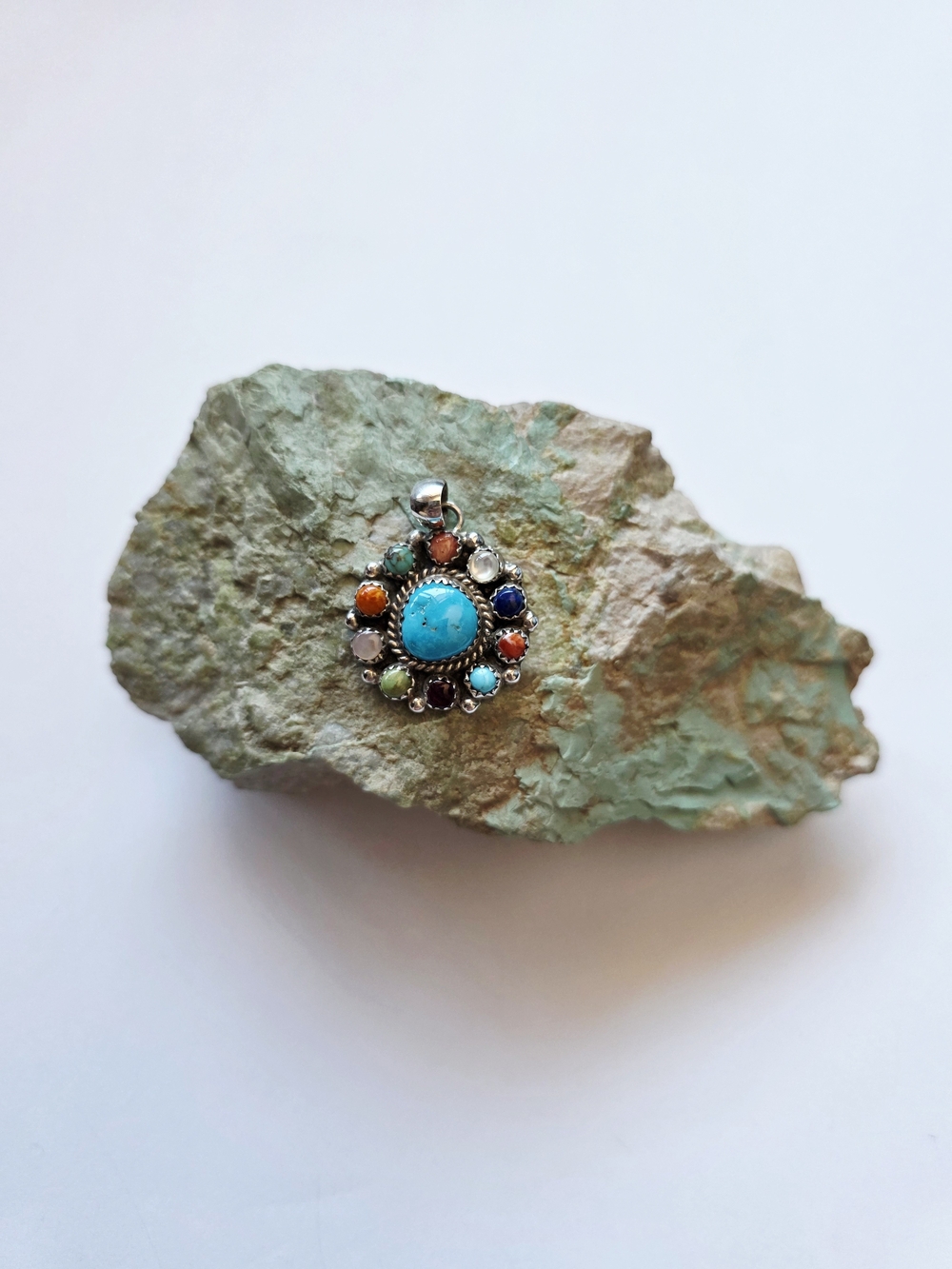 Multistone Turquoise Cluster Pendant Necklace - Women Jewelry Native American